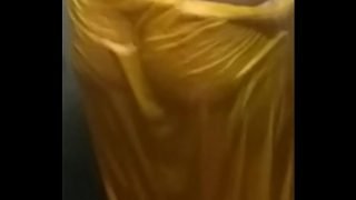 Bhabhi bath suit yelow Video