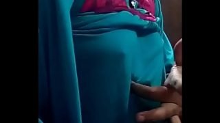 Desi Babe cam show 1 (with lover commenting Hindi Audio) Video