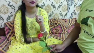 Hot Indian Girlfriend Fuck And Sucking Dick With Her Xnxn Bf Video