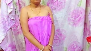 indian beautiful girl masturbating at the bathroom viral sex video Video