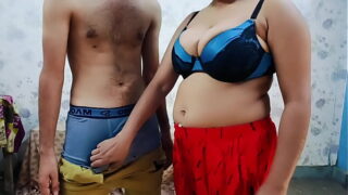 Indian Mallu Aunty Blowjob And Standing Style Fucking Wet Pussy Video