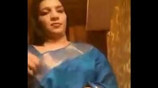 Indian mumbai kalpana bhabhi stripping for her Boss @ Leopard69Puma Video