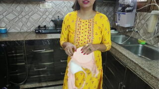 Indian Mumbai Maid With House Owner in Kitchen Fucked Pussy Video