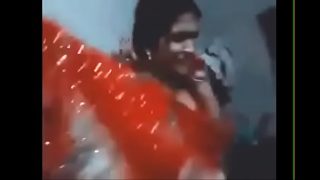 Xxxsexy com Sweta Bhabi First Time Caught By Her Hubby Friend Video